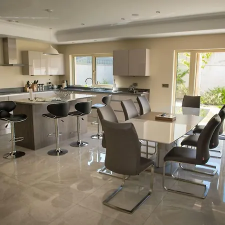 Holiday home Bluebell House Killarney